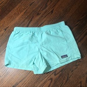 Girls Patagonia baggies Sz XL (14)